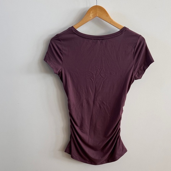 💜 Purple Short Sleeve Top with Ruched Sides
Size Medium - Picture 3 of 4